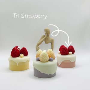 Strawberry Cake Candle/Hand Made Candle/Scented Candle/Wedding Gifts/Birthday Gifts/Home Decoration/Soy Wax Candle/BeesWax Candle