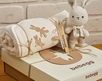 Organic Baby Towel with Toy, %100 Cotton, Turkish Cotton, Baby Shower, Baby Gift - ARO8047