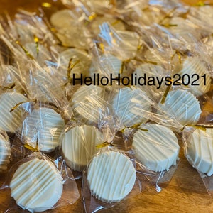 1 Dozen White Chocolate Oreos- Drizzled in White Chocolate! Order by the dozen! Please read messages for delivery updates!