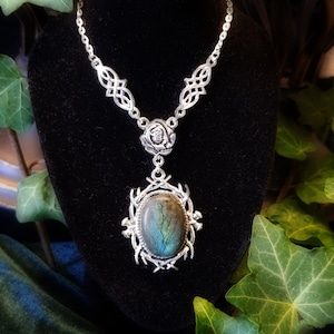 Handmade Antique Silver Labradorite &#39;Acantha&#39; Fantasy Elven Necklace