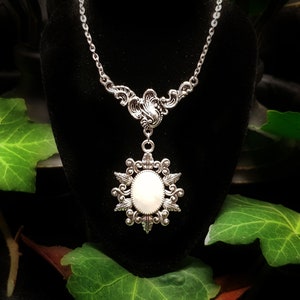 Handmade Antique Silver Moonstone &#39;Megilwen&#39; Fantasy Elven Necklace