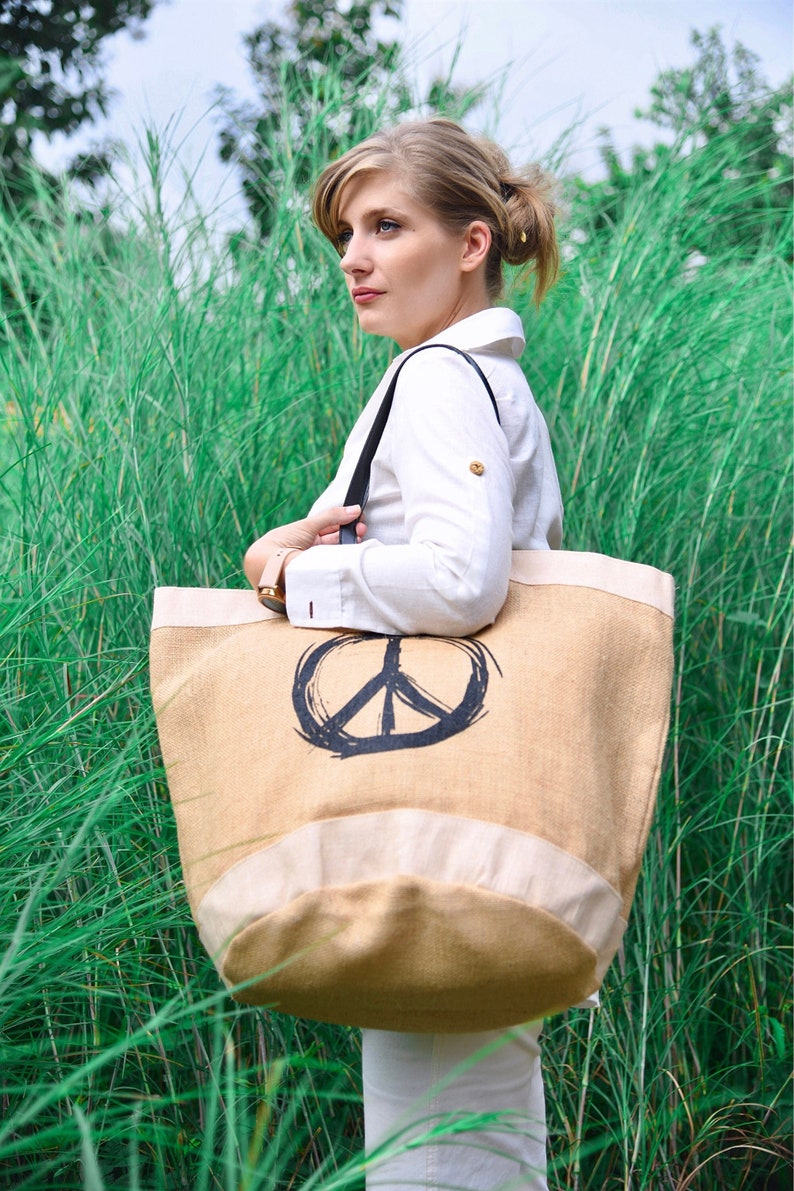 Large Pure Jute Tote with Vegan Or Pure Leather Shoulder Handles. Great Detailing with Large Zipper Inside Pocket. image 2