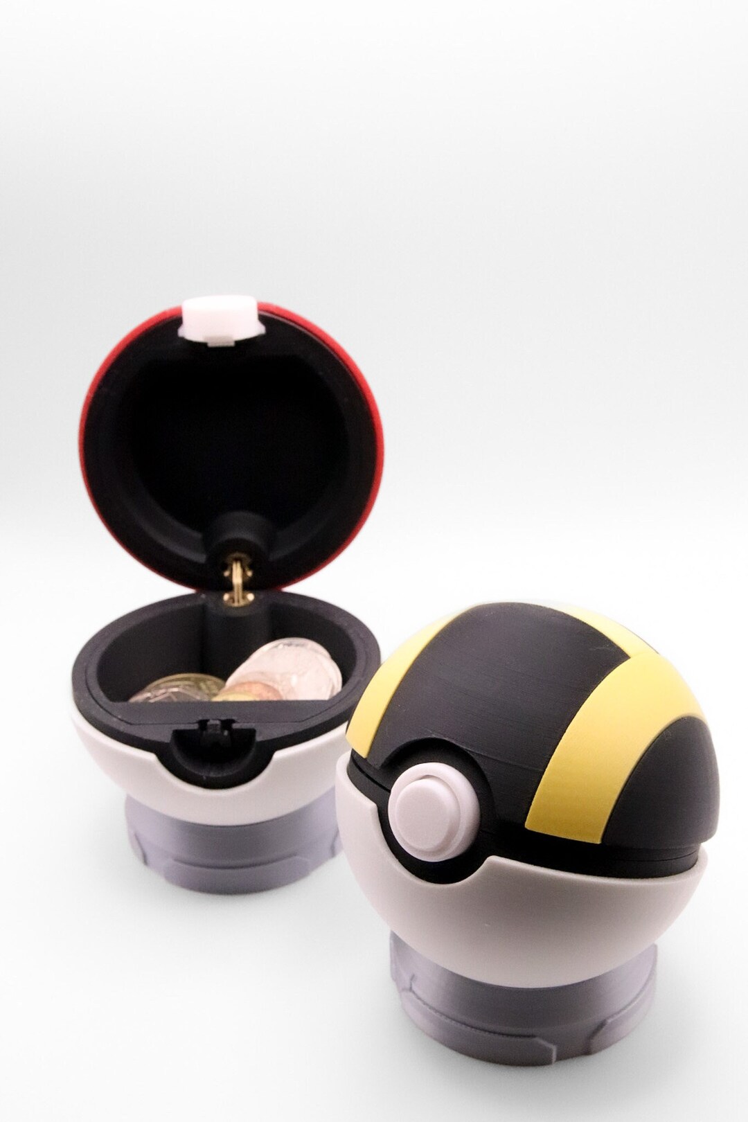 Ultra Ball Pokeball Storage Box Coin Case Pokemon Replica Prop