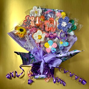 Galletas de flores: 1 docena de galletas de regalo. Galletas florales personalizadas para cumpleaños, agradecimientos o para desear una pronta recuperación.