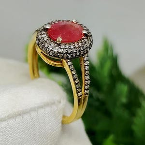Ring met robijn, ring van 925 sterling zilver, Victoriaanse ring met diamanten pavézetting.