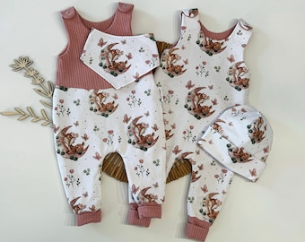 Strampler Set für Baby Mädchen mit Personalisierung - zuckersüßes Reh Motive in Rosa - Geschenke zur Geburt oder Taufe - Gr. 38- 92