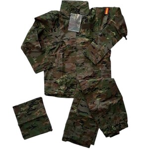 Traje de agua militar sales