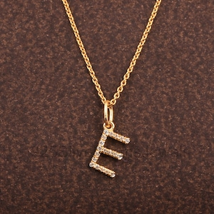 Colgante con inicial del alfabeto E, colgante y collar de diamantes de oro de 14 quilates, regalo para todos, regalo de cumpleaños personalizado.