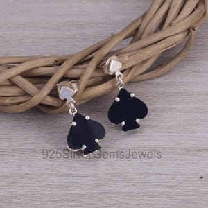 Brincos pendentes de prata esterlina 925 com pingente de espada preta, brincos pendentes, brincos minimalistas de prata para mulheres.