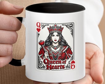 Mok hartenkoningin, koffiekopje gotische speelkaart, donkere romantische fantasykunst