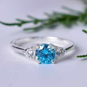 Sky Blue Topaz Ring,For Women,925 Sterling Silver,Ring For MOM,6mm Round Blue Topaz Gemstone Ring,Solitaire Engagement Ring,Christmas Gift