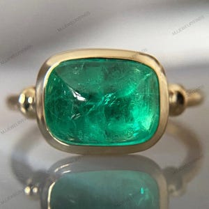 vintage cushion cut cabochon emerald bezel art deco ring-green engagement ring