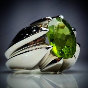 Handmade Peridot Ring: Sterling Silver Ottoman Style Men&#39;s Ring
