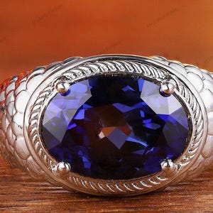 Men Silver Sapphire Ring, Vintage Engraved Triangle Sapphire Ring, Sapphire Signet Ring, Unique Men Gift, Sapphire Wedding Ring,Gift For Men