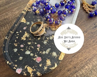 Resin Trinket Tray: Floral Jewelry Dish with Gold Flakes