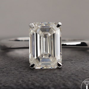 Timeless Elegance 3.00 CT Colorless Emerald Cut Moissanite Engagement Ring, Solitaire Wedding Ring, Anniversary Gifts Ring, Promise Ring