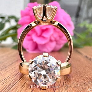 Anillo de moissanita redonda incolora Signature de 2,00 quilates, solitario de compromiso, anillo de bodas de seis puntas, regalo de aniversario para mujer, anillo personalizado