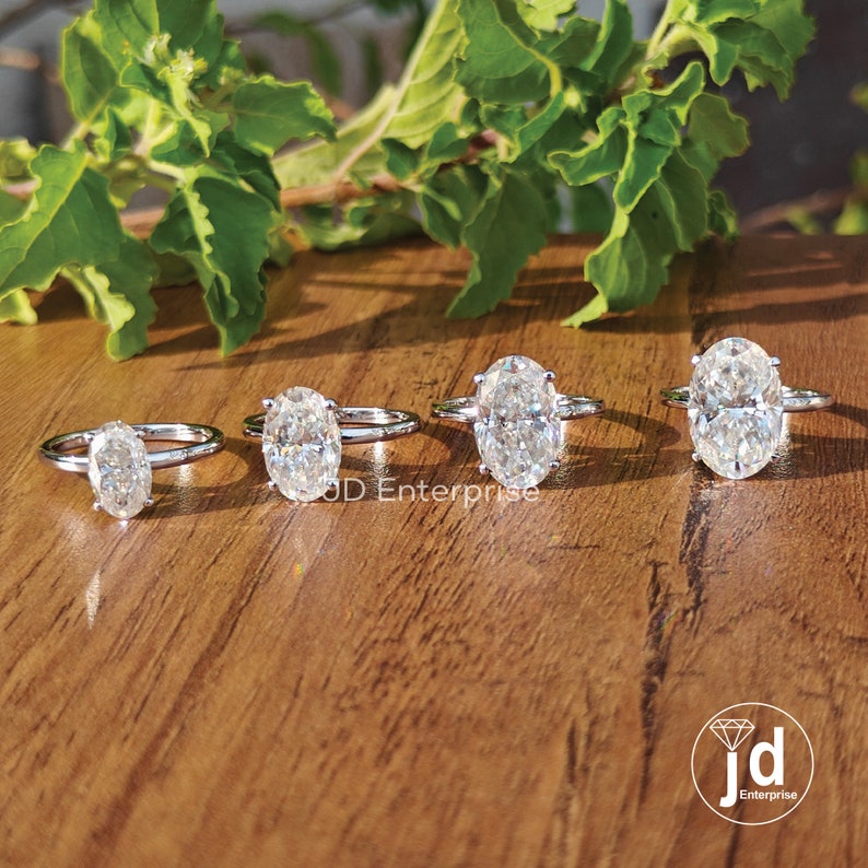 14k Gold
Gold Ring,
Oval Cut,
Rose Gold,
Moissanite Ring,
Moissanite Gold Ring,
Engagement Ring,
Wedding Ring,
Wedding
Hidden Halo Ring,
Halo Ring,
Thin Band,
Promise Ring
