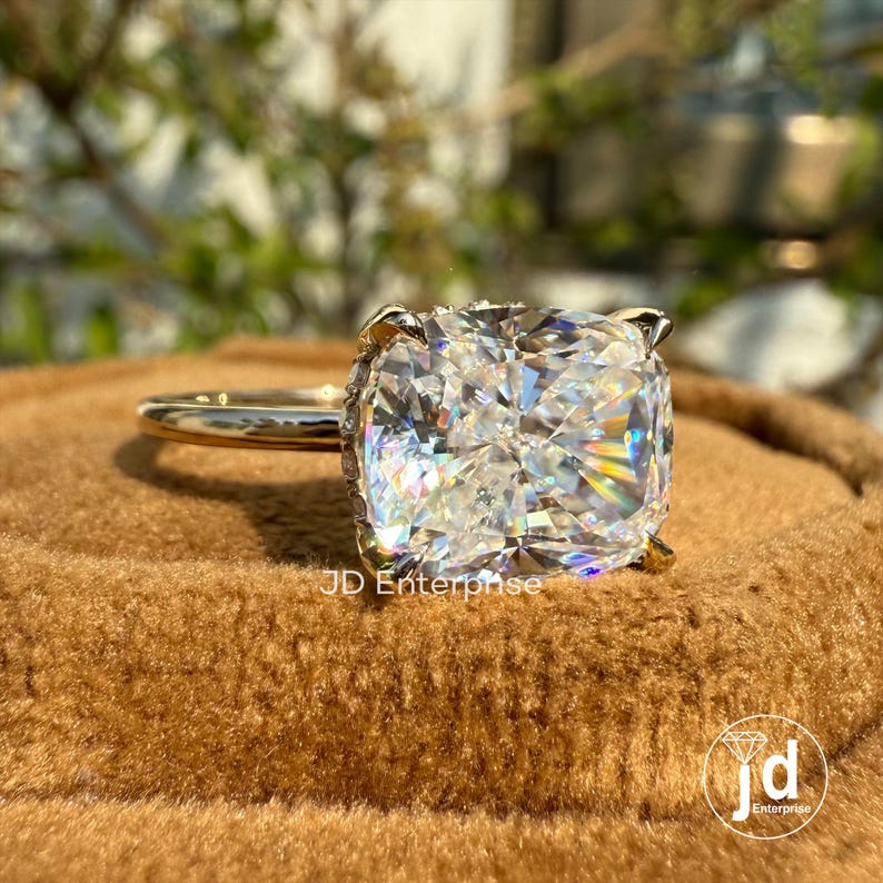 Ring for Women, East to West Set Moissanite Ring, Long Cushion Cut Ring, Elonagted Cushion, Hybrid Cushion Cut, Crushed Ice Cushion Ring, Ring for Women, Ring for Gifts, Ring for Wife, Ring for Girlfriend