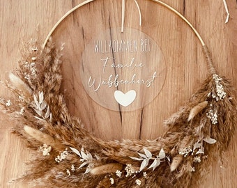 Trockenblumenkranz mit Acrylglasscheibe personalisiert Pampasgras Türkranz Metallring Herbst Geburt Blumenkranz Wohndeko Hochzeitsgeschenk