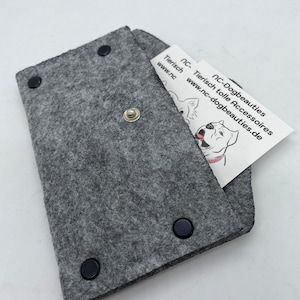 Brieftasche mit zwei Fächern aus Filz handgemacht grau