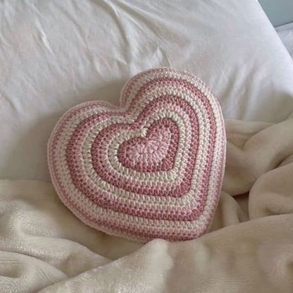 Crochet heart cushion/pillow pattern