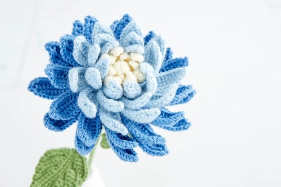 Dahlia crochet pattern