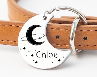 Targhetta identificativa per animali domestici con luna e stelle fatta a mano - Targhetta per collare per cani e gatti incisa e personalizzata - Regalo commemorativo per animali domestici in acciaio inossidabile resistente