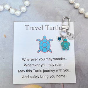 Llavero de tortuga de viaje personalizado con letra y piedra de nacimiento, llavero de tortuga, amuleto de buena suerte de viaje, viajes seguros, encanto de bolsa de tortuga imagen 5