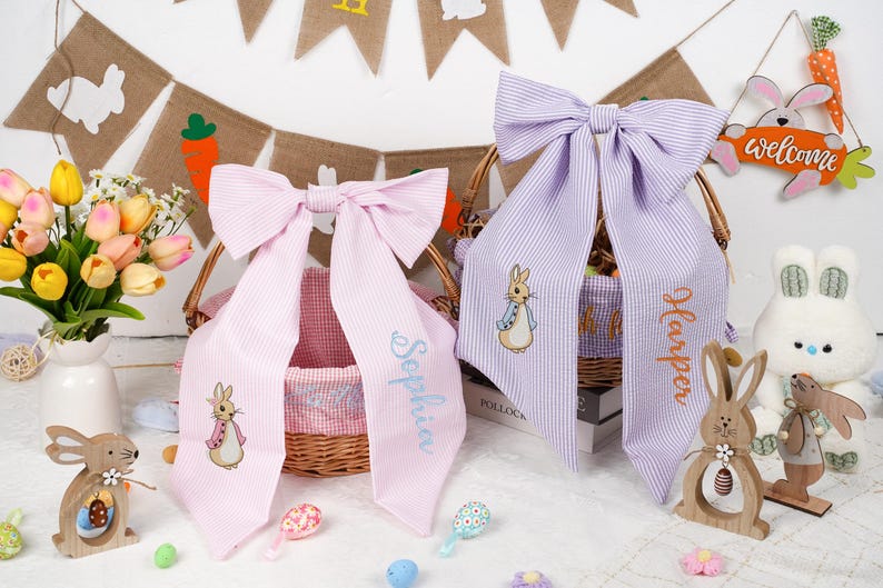 Personlig påskkorg Seersucker-rosett, anpassad monogramrosett, blomsterflickkorg, present till nybliven mamma, påskäggjaktsdekoration bild 15