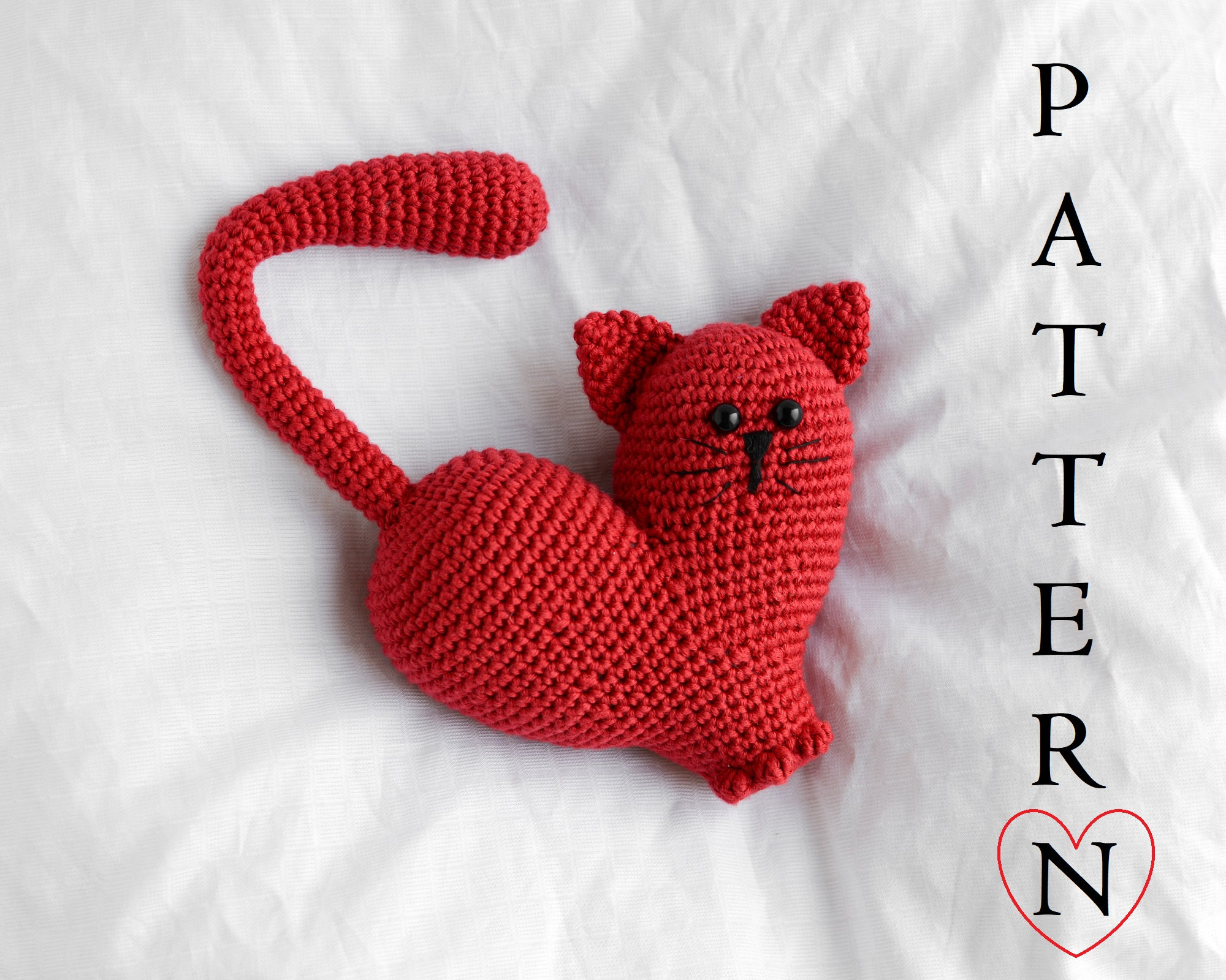 Little Amigurumi Cat Free Crochet Pattern - Stella's Yarn Universe