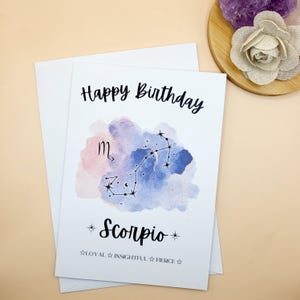 Carte d'anniversaire Scorpion / carte d'horoscope pour anniversaire, impression aquarelle, carte de signe astrologique, carte d'astrologie, carte du zodiaque, voiture constellation