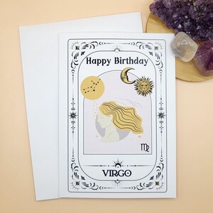 Geburtstagskarte mit Sternzeichen Jungfrau: Tarot-inspiriertes Astrologie-Konstellations-Design für Sternzeichen-Enthusiasten