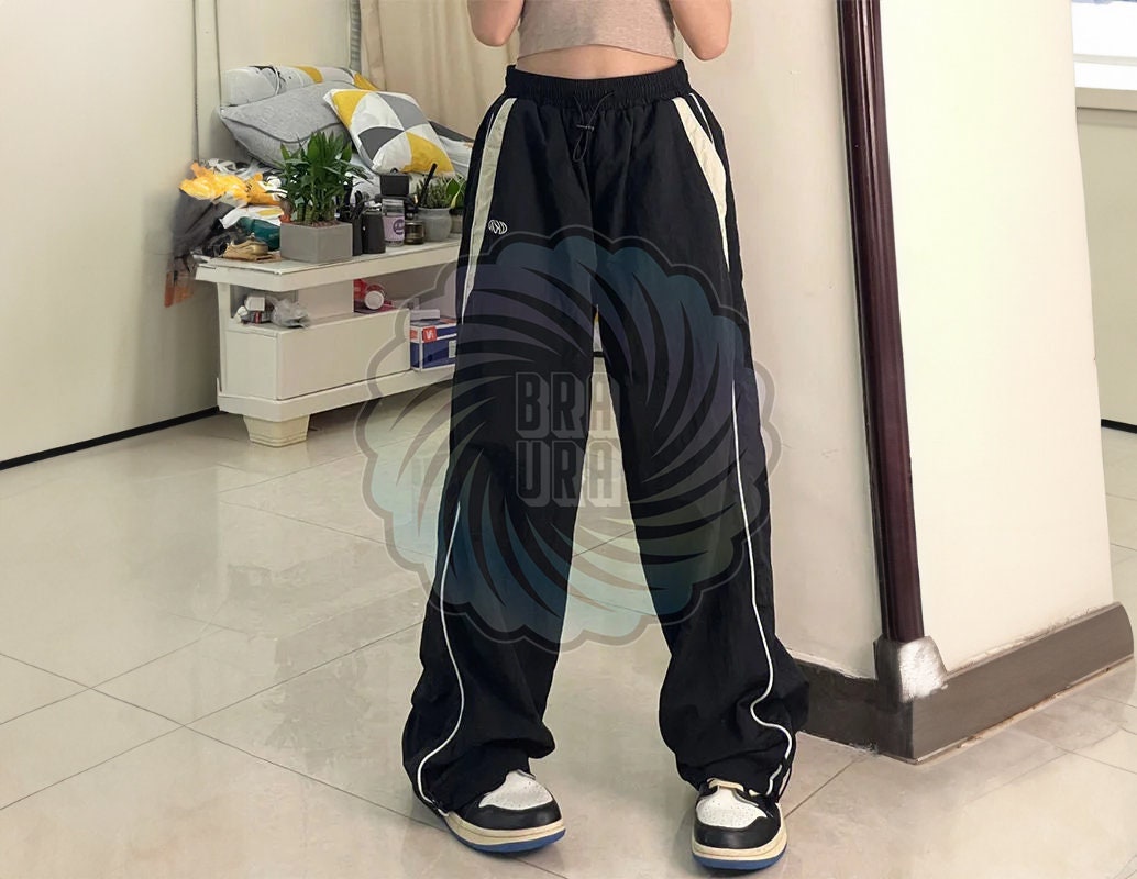 Adjustable black baggy pants, Women's Fashion, Bottoms, Other