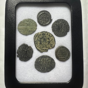 7 Genuine Ancient Roman Coin In Display Case - Constantinian Dynasty