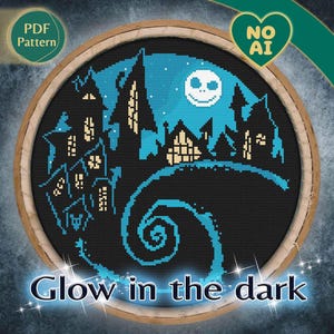 Patrón Punto de Cruz Pueblo Tenebroso – Pareja Fantasmal, Perro Fantasma, Brilla en la Oscuridad, Halloween, PDF Descargable