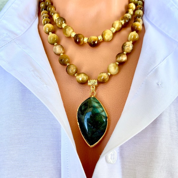 Tiger’s Eye Statement Necklace with Labradorite Pendant, Big Bold Necklace, Solar Eclipse Necklace, Gift Ideas, Gift for Her Mom Teacher