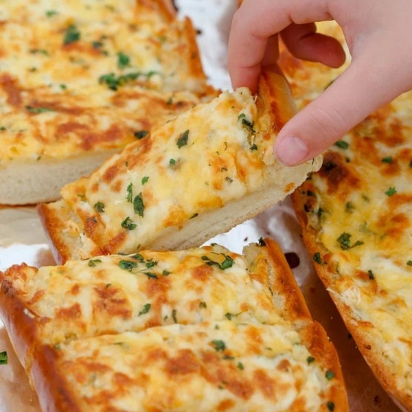 Cheesy Garlic Bread RECIPE Digital Download Printable
