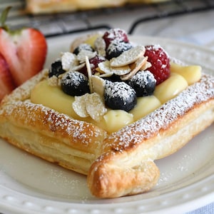 Berry Custard Pastry with Italian Crema Pasticcera RECIPE Digital Download Printable