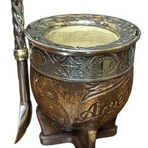 Argentinian Mate Exclusivo Imperial De Argentina Con Escudo Nacional Tallado + Bombillon Argentina