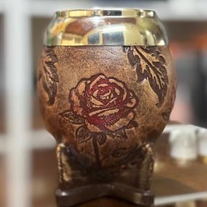 Argentinian Mate Torpedo Flor De Rosa Virola Alpaca Lisa Premium Exclusive Design Argentine Mate Cup Argentina