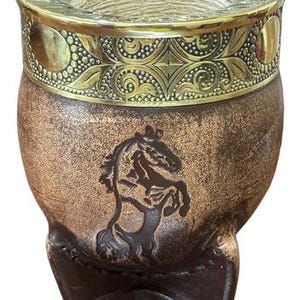 Argentinian Mate Imperial Caballo con Virola De Bronce Cincelada-Exclusive Mate Gourd, Leather Mate Cup, Yerba Mate Gourd Chiselled Bronze