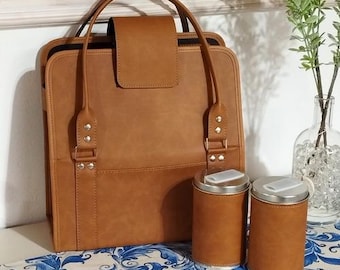 Zestaw argentyńskiej mate, torba z ekologicznej skóry na mate, puszki yerbery azucarera