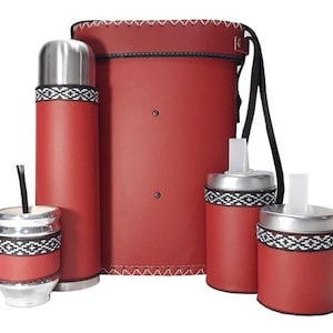 Conjunto Argentino Matero Equipo Kit De Mate Couro Sintético Premium Rojo Con Guarda Pampa Argentina 6 piezas Argentina