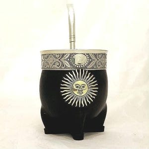 Coppa argentina di Mate, zucca imperiale: bombilla argentata di alpaca, calabaza avvolta in pelle, argentina sol
