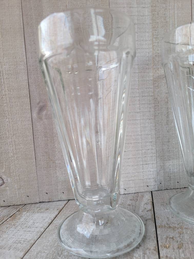 Vintage Old Fashioned Footed Ice Cream Parlor Glasses Set of 2perfect for Milkshakes, Sundaes