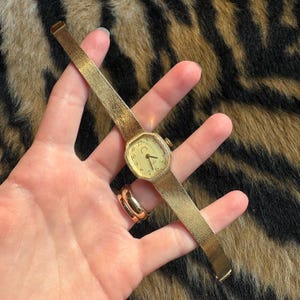 Vintage Neiman Marcus Ladies Wristwatch Gold Tone 17 Jewels Incabloc Germany Women’s Wrist Watch