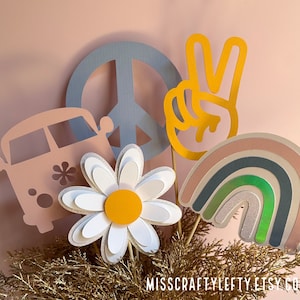 5 Groovy Centerpieces | Flower Child Centerpieces | Groovy Party Decoration | Daisy Party | Birthday Party Decorations