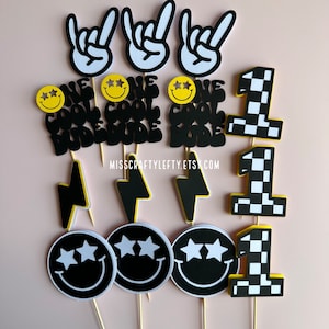 One Cool Dude-cupcaketoppers | RAD Feestdecoraties | Geruite taartdecoraties | Decoraties voor One Happy Dude