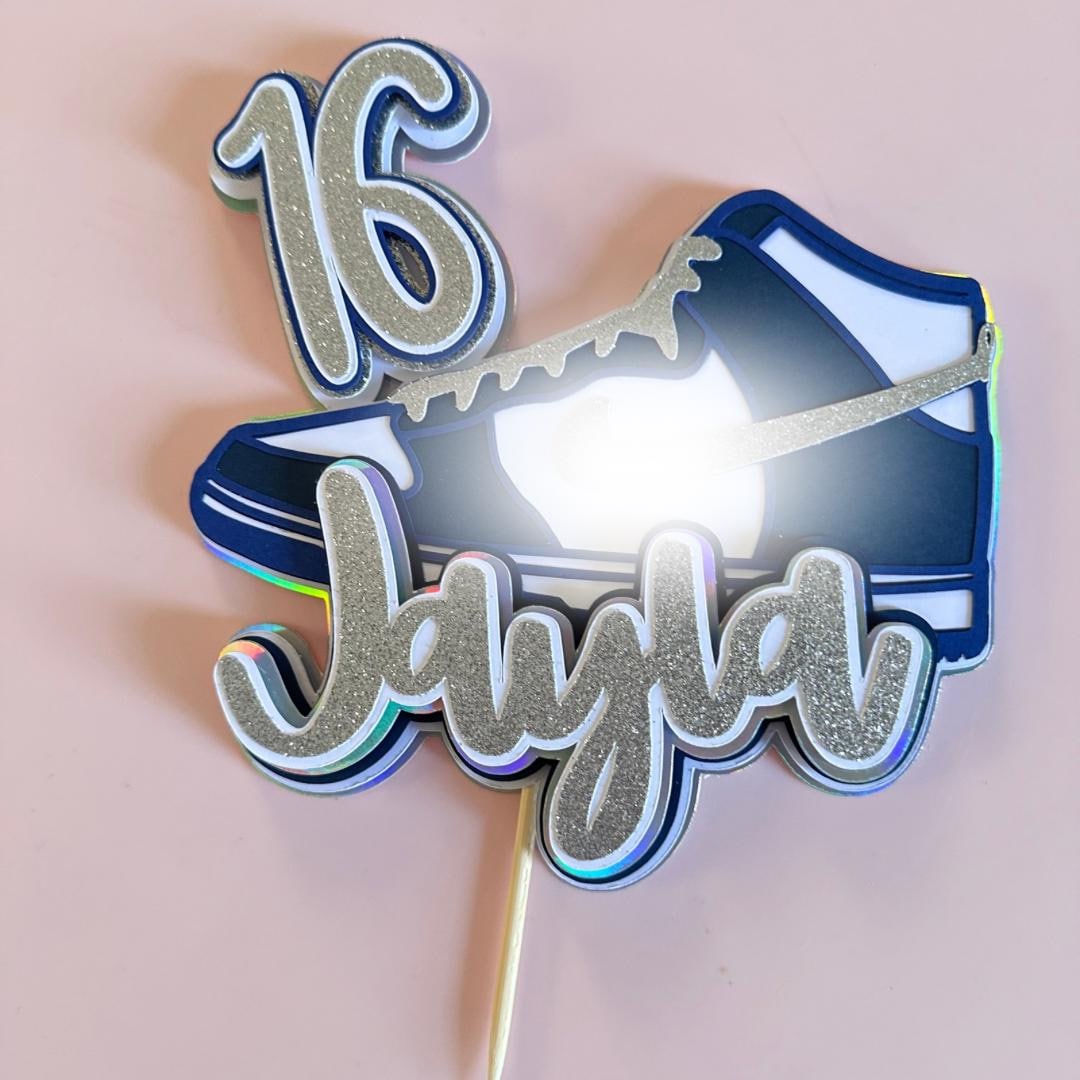 Adorno para tarta de zapatillas multicolor Adorno para tarta